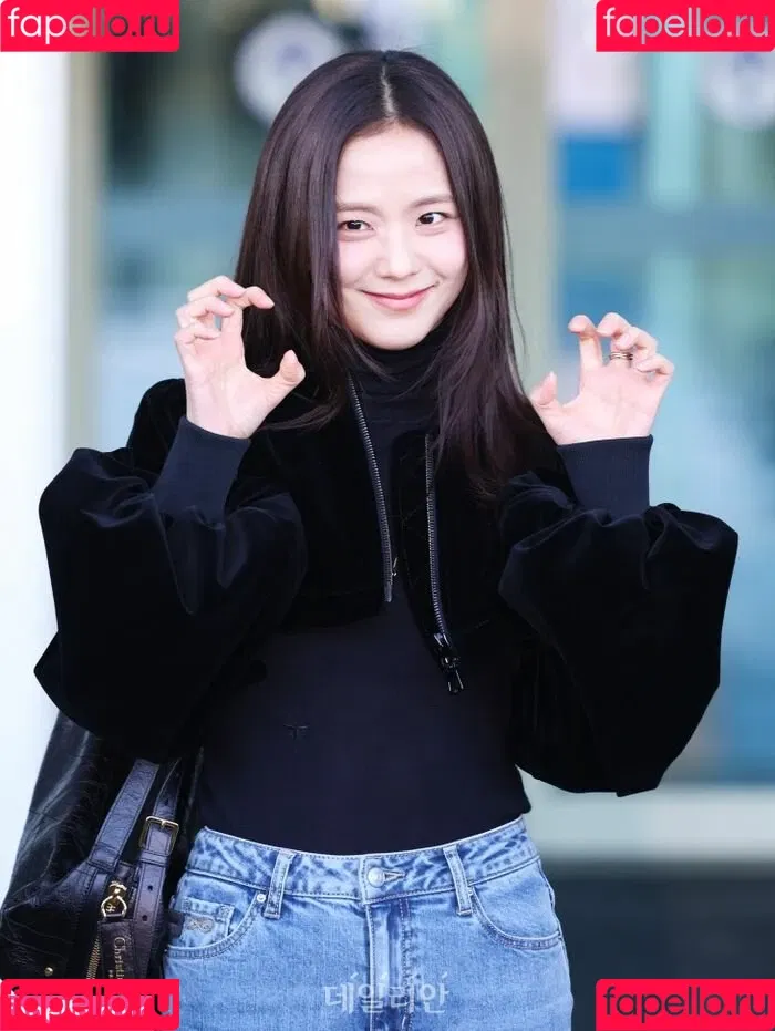 BLACKPINK / Jisoo / qenshizu / sooyaaa__ Onlyfans Photo Gallery 