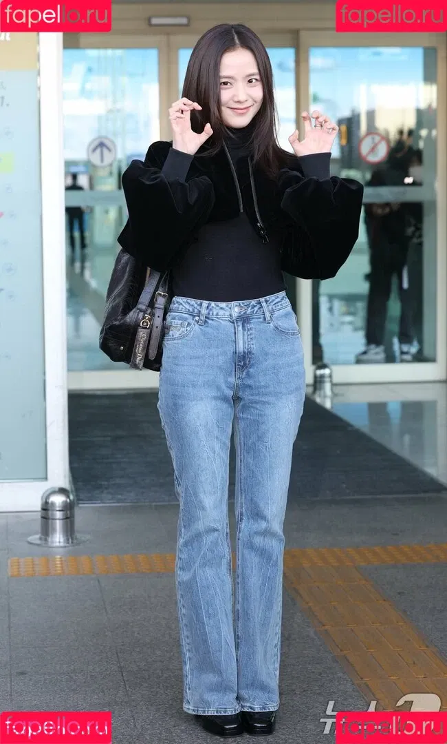 BLACKPINK / Jisoo / qenshizu / sooyaaa__ Onlyfans Photo Gallery 