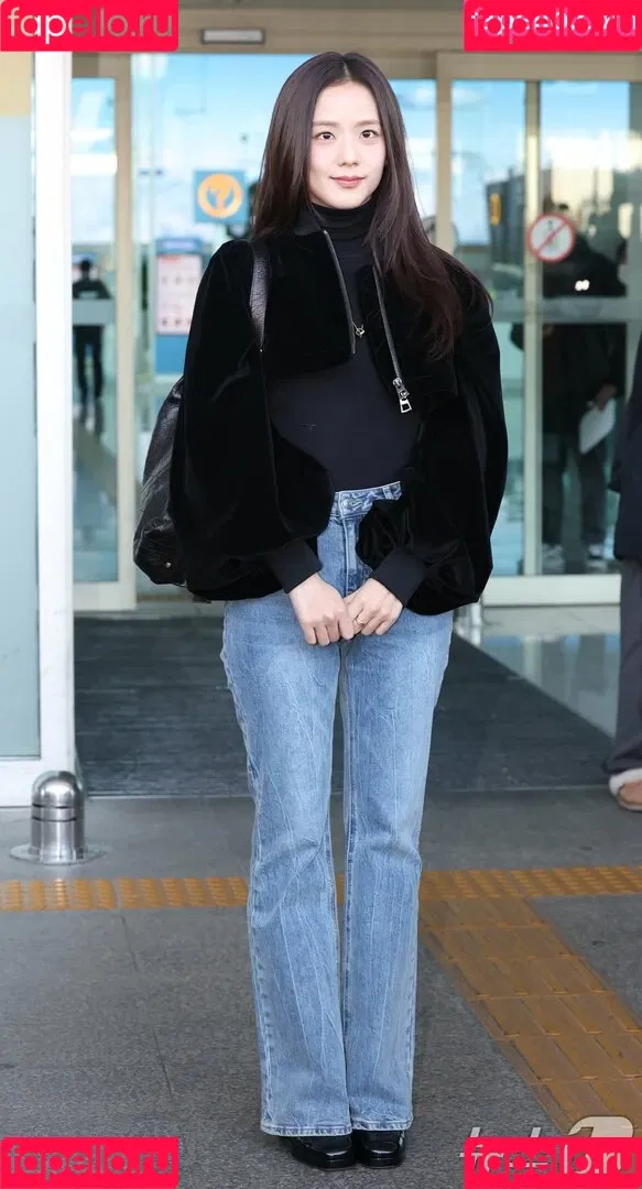 BLACKPINK / Jisoo / qenshizu / sooyaaa__ Onlyfans Photo Gallery 