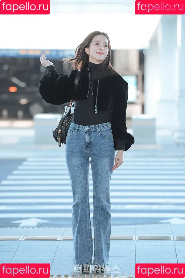 BLACKPINK / Jisoo / qenshizu / sooyaaa__ Onlyfans Photo Gallery 