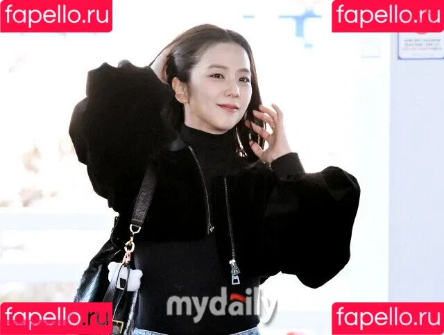 BLACKPINK / Jisoo / qenshizu / sooyaaa__ Onlyfans Photo Gallery 