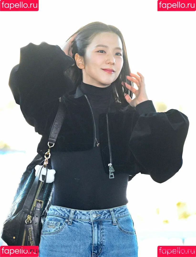 BLACKPINK / Jisoo / qenshizu / sooyaaa__ Onlyfans Photo Gallery 