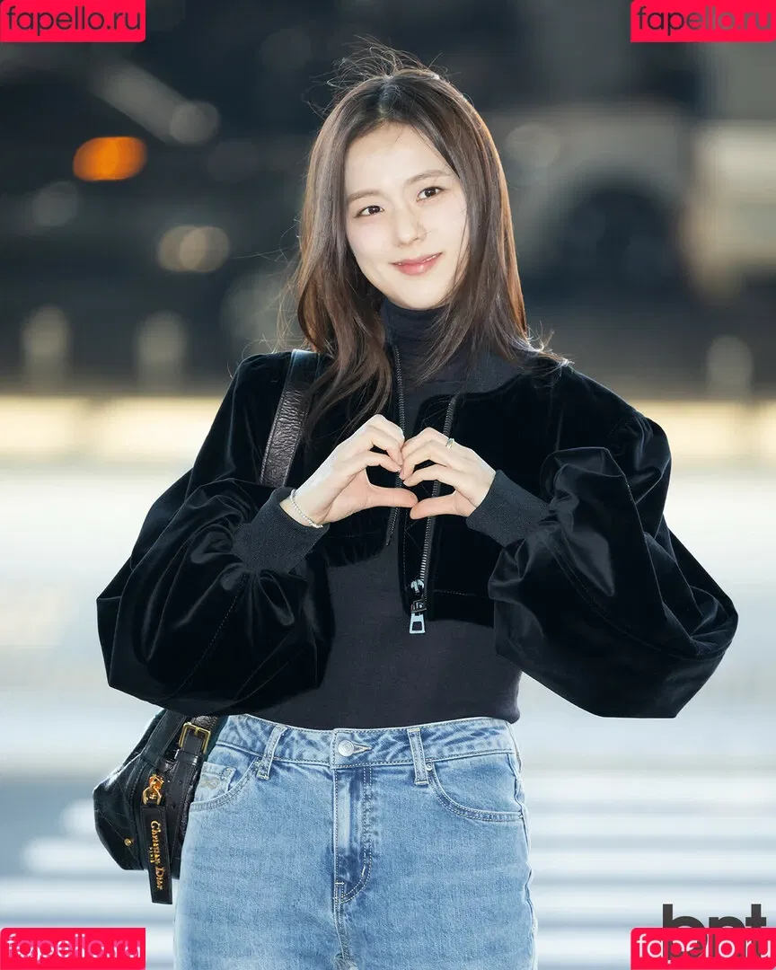 BLACKPINK / Jisoo / qenshizu / sooyaaa__ Onlyfans Photo Gallery 