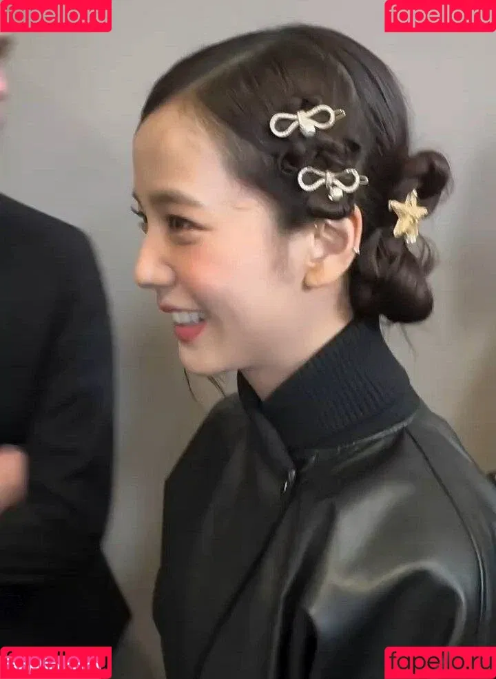 BLACKPINK / Jisoo / qenshizu / sooyaaa__ Onlyfans Photo Gallery 