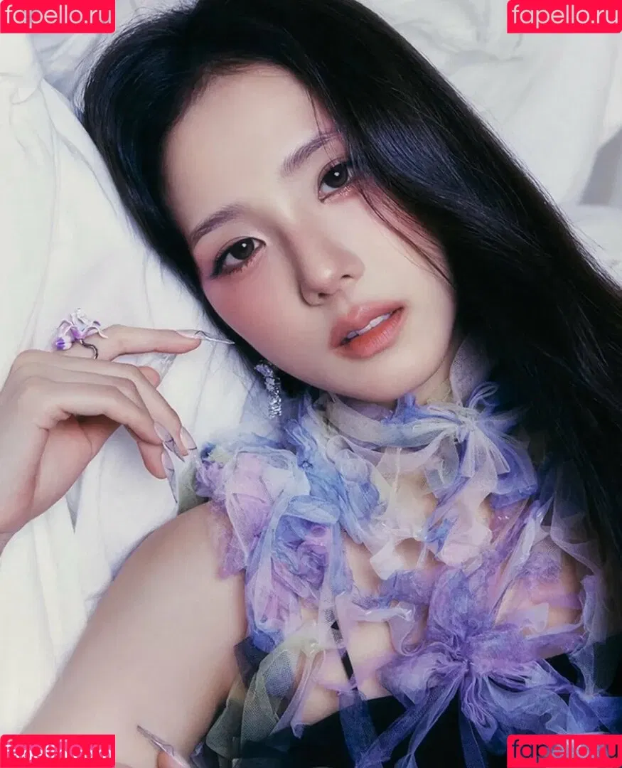 BLACKPINK / Jisoo / qenshizu / sooyaaa__ Onlyfans Photo Gallery 
