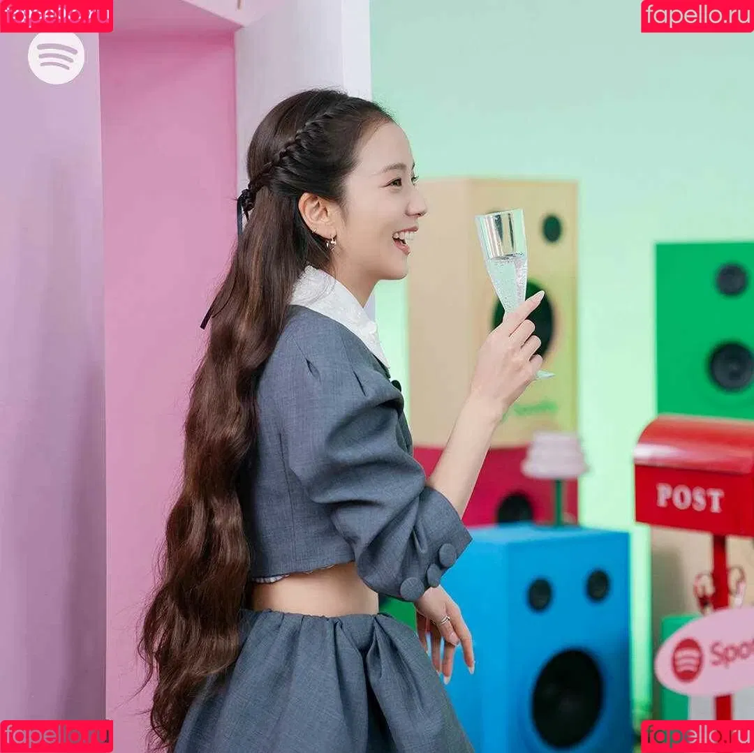 BLACKPINK / Jisoo / qenshizu / sooyaaa__ Onlyfans Photo Gallery 