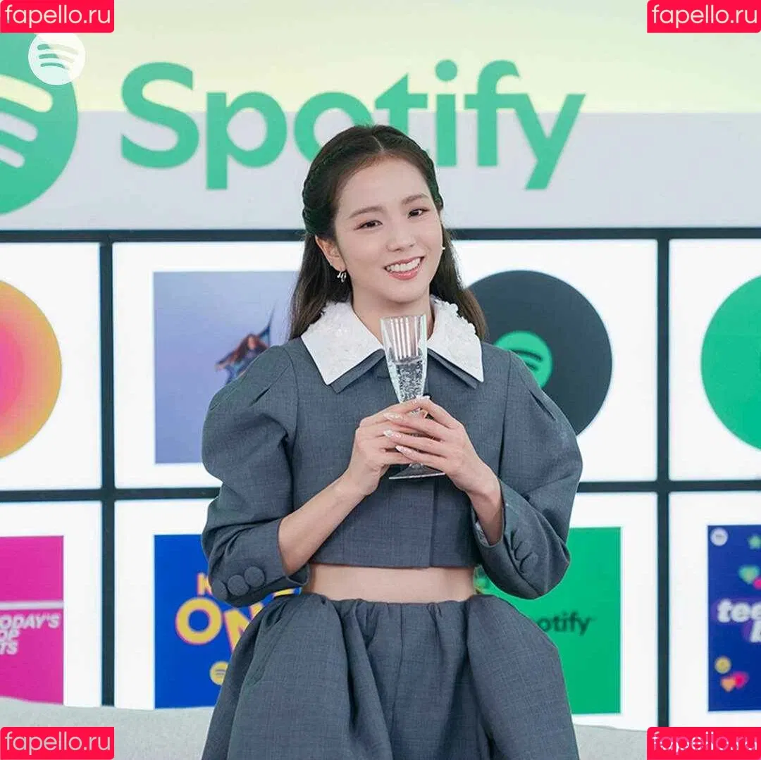 BLACKPINK / Jisoo / qenshizu / sooyaaa__ Onlyfans Photo Gallery 