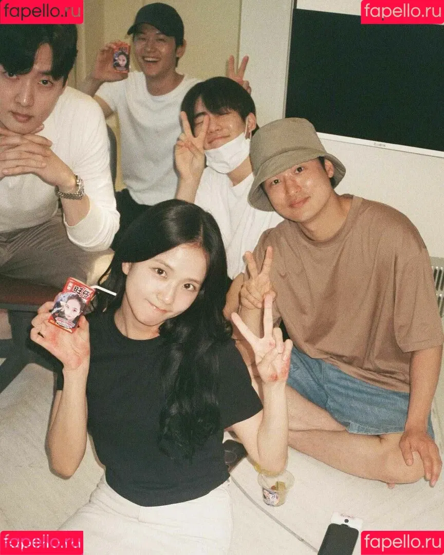 BLACKPINK / Jisoo / qenshizu / sooyaaa__ Onlyfans Photo Gallery 
