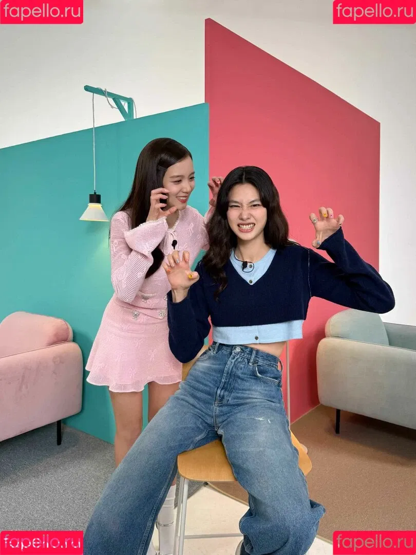 BLACKPINK / Jisoo / qenshizu / sooyaaa__ Onlyfans Photo Gallery 
