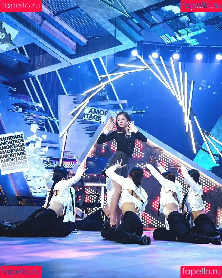 BLACKPINK / Jisoo / qenshizu / sooyaaa__ Onlyfans Photo Gallery 