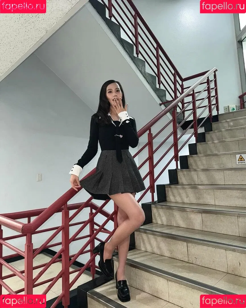 BLACKPINK / Jisoo / qenshizu / sooyaaa__ Onlyfans Photo Gallery 