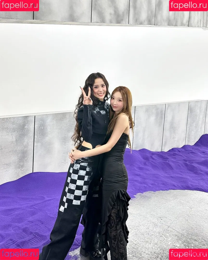 BLACKPINK / Jisoo / qenshizu / sooyaaa__ Onlyfans Photo Gallery 