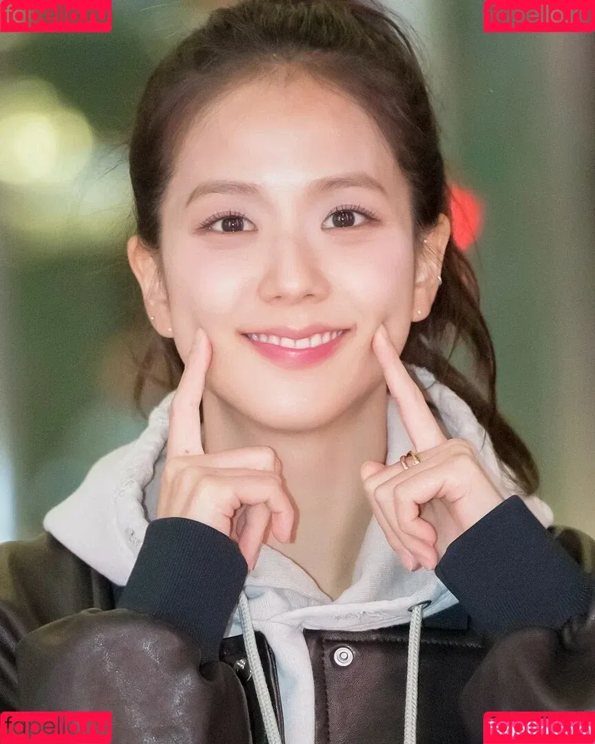 BLACKPINK / Jisoo / qenshizu / sooyaaa__ Onlyfans Photo Gallery 