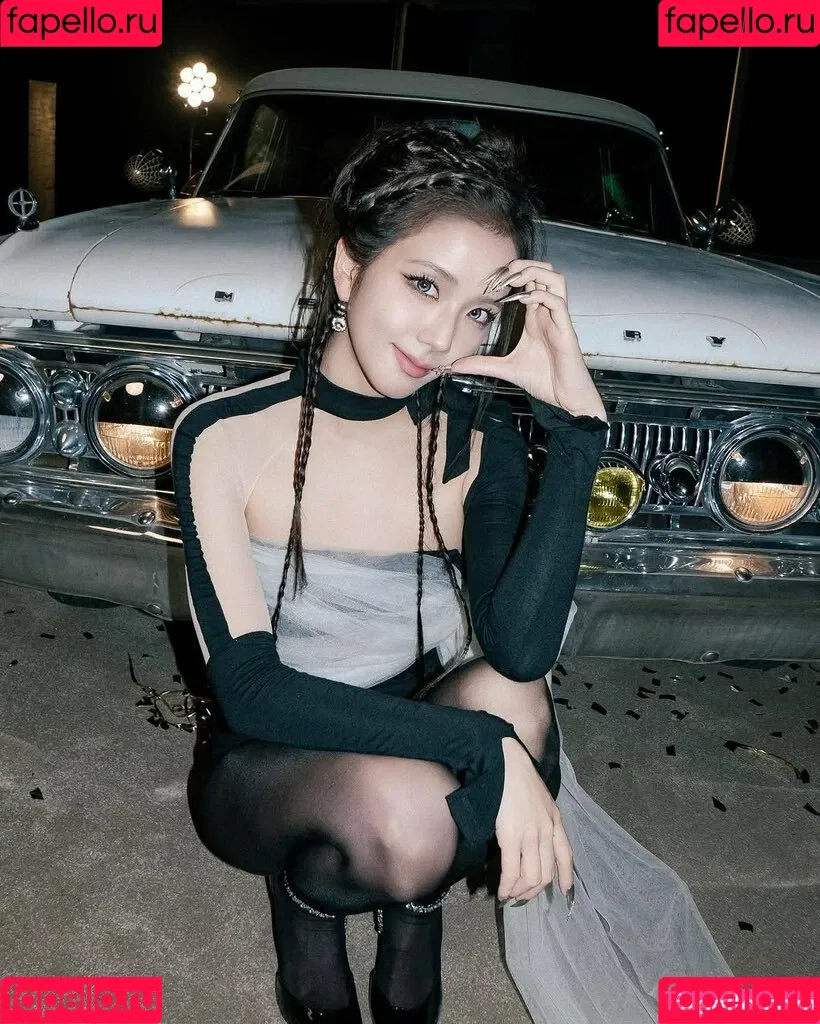 BLACKPINK / Jisoo / qenshizu / sooyaaa__ Onlyfans Photo Gallery 