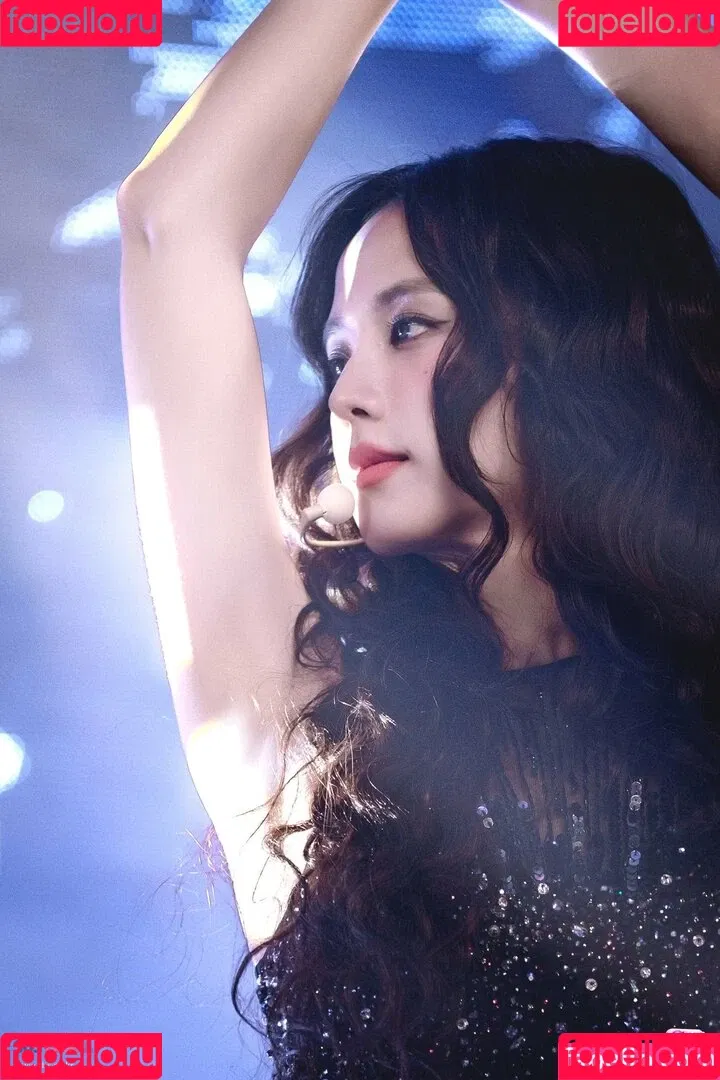 BLACKPINK / Jisoo / qenshizu / sooyaaa__ Onlyfans Photo Gallery 