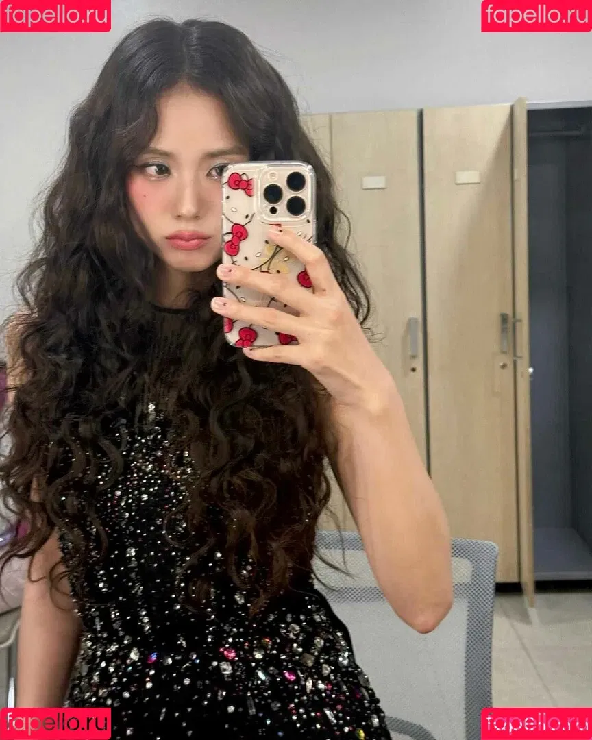 BLACKPINK / Jisoo / qenshizu / sooyaaa__ Onlyfans Photo Gallery 