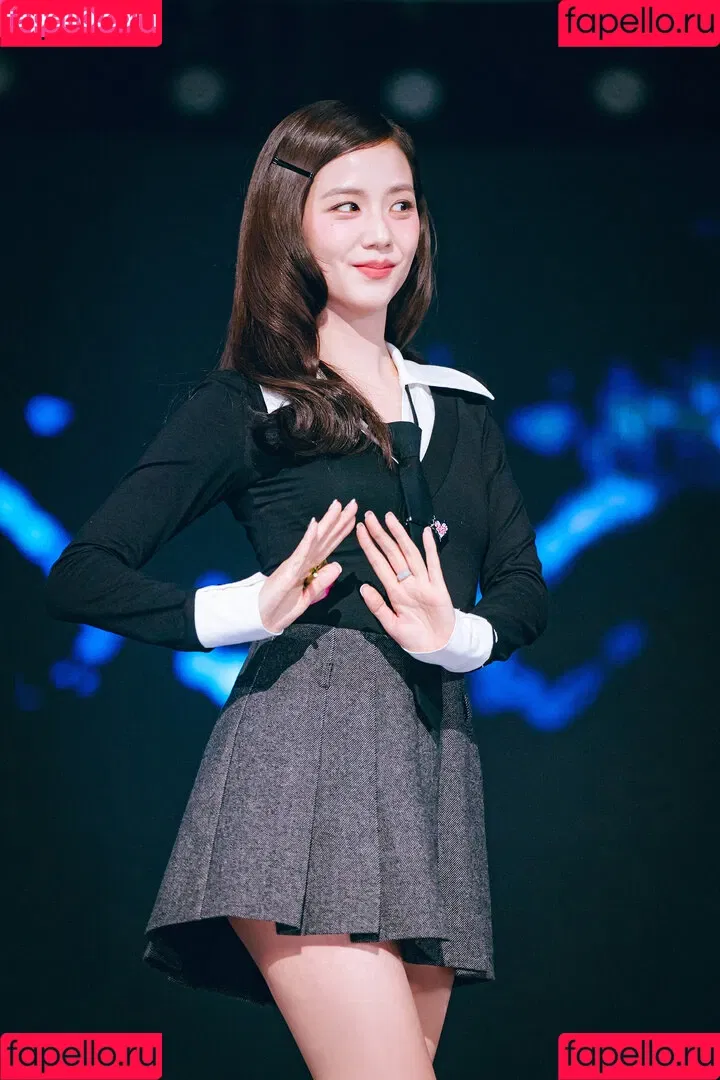 BLACKPINK / Jisoo / qenshizu / sooyaaa__ Onlyfans Photo Gallery 