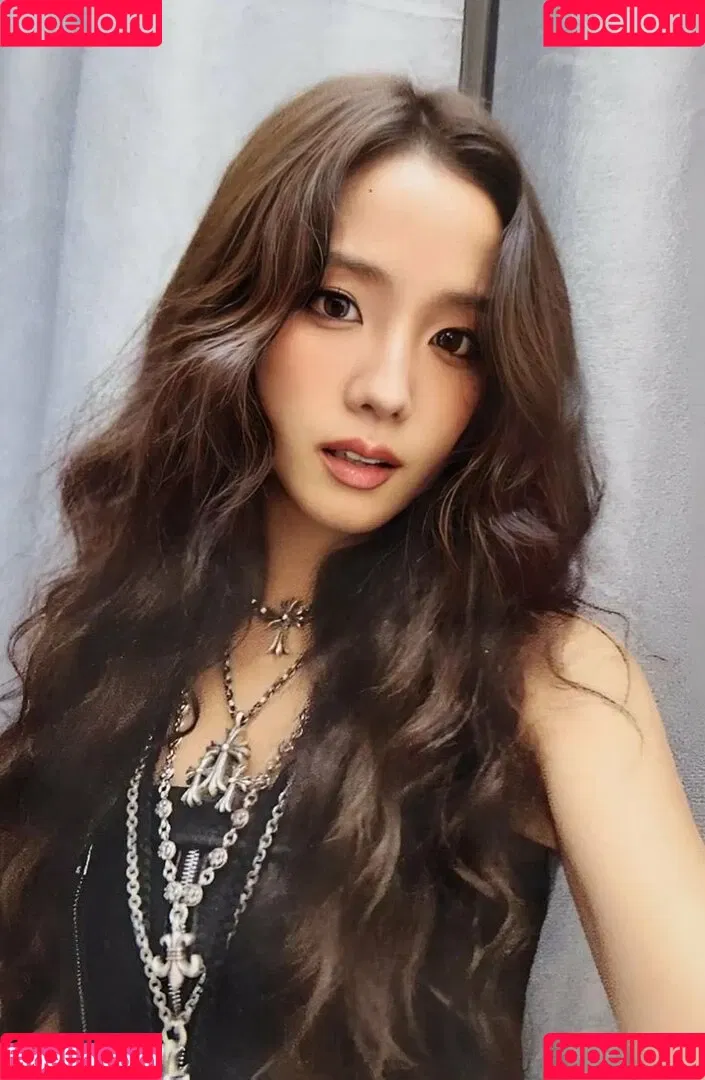 BLACKPINK / Jisoo / qenshizu / sooyaaa__ Onlyfans Photo Gallery 