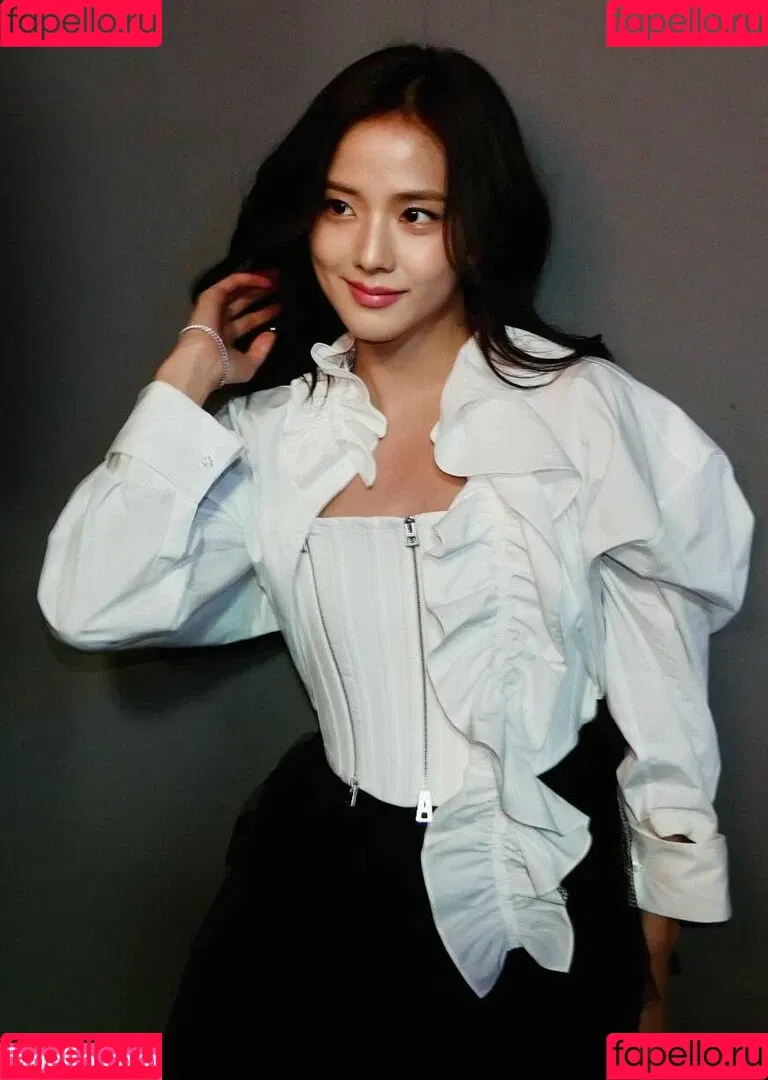 BLACKPINK / Jisoo / qenshizu / sooyaaa__ Onlyfans Photo Gallery 