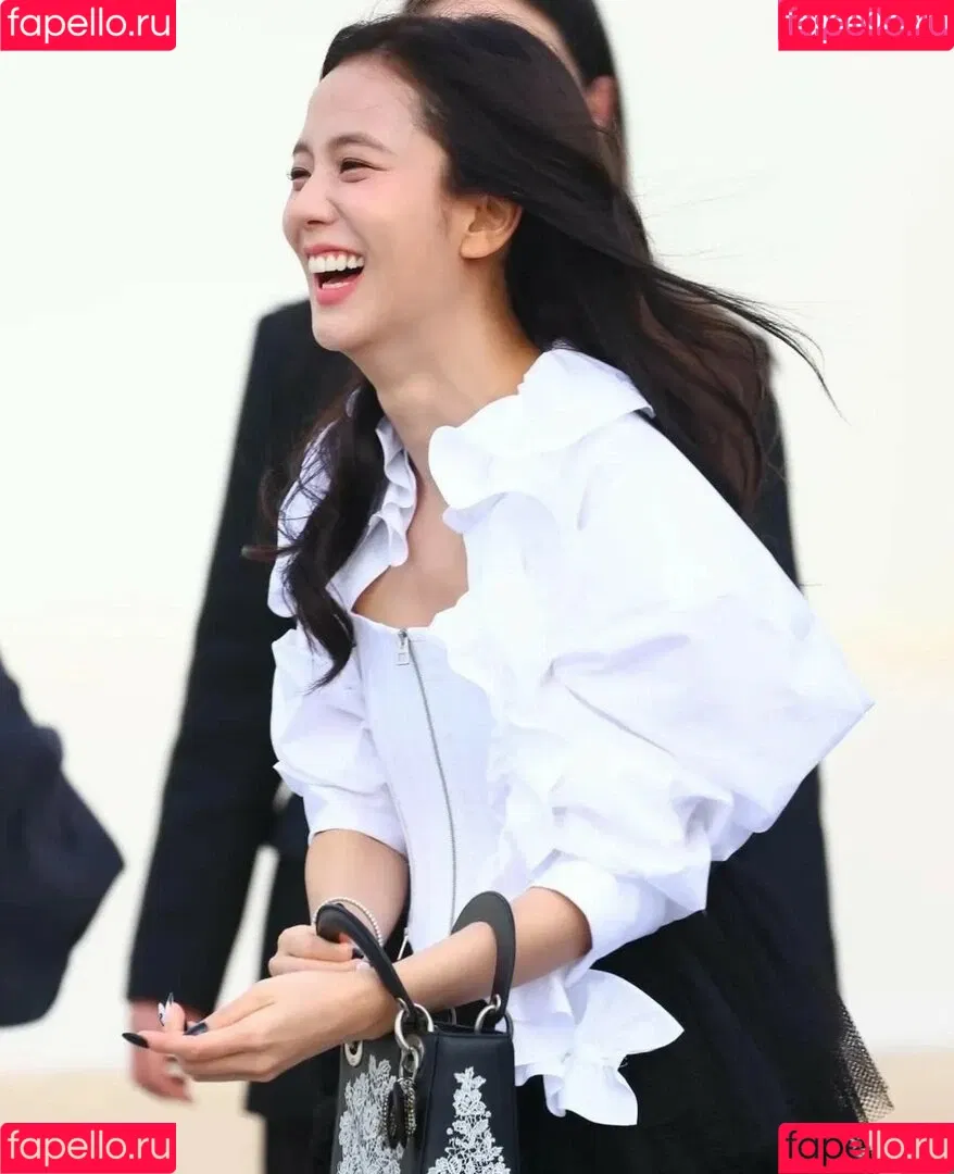 BLACKPINK / Jisoo / qenshizu / sooyaaa__ Onlyfans Photo Gallery 