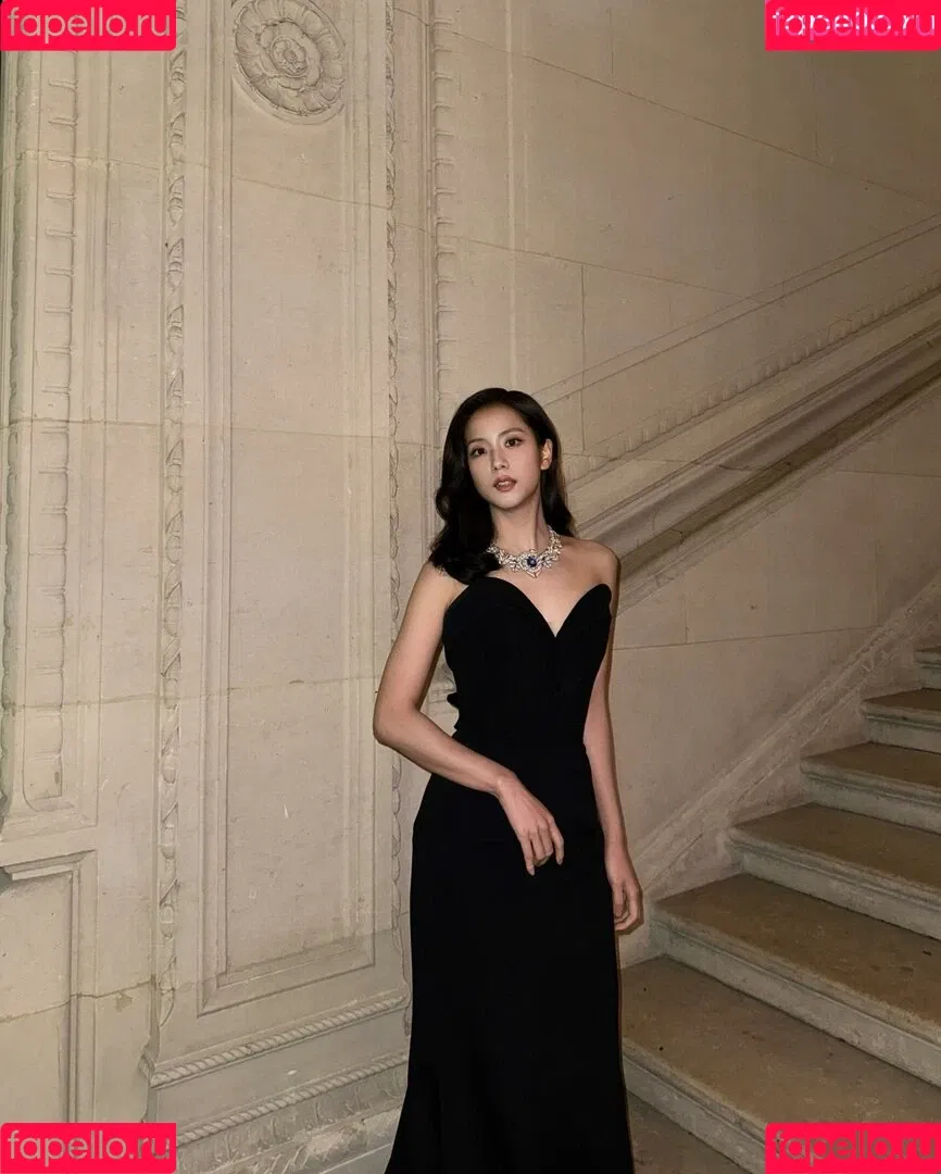 BLACKPINK / Jisoo / qenshizu / sooyaaa__ Onlyfans Photo Gallery 