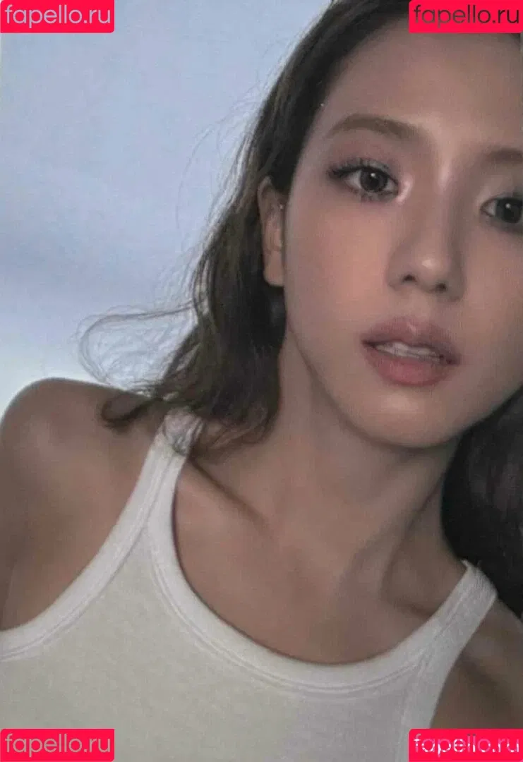 BLACKPINK / Jisoo / qenshizu / sooyaaa__ Onlyfans Photo Gallery 