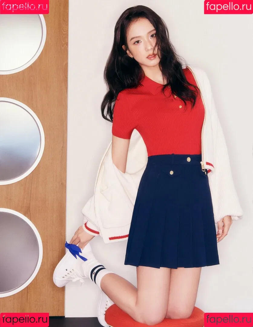 BLACKPINK / Jisoo / qenshizu / sooyaaa__ Onlyfans Photo Gallery 