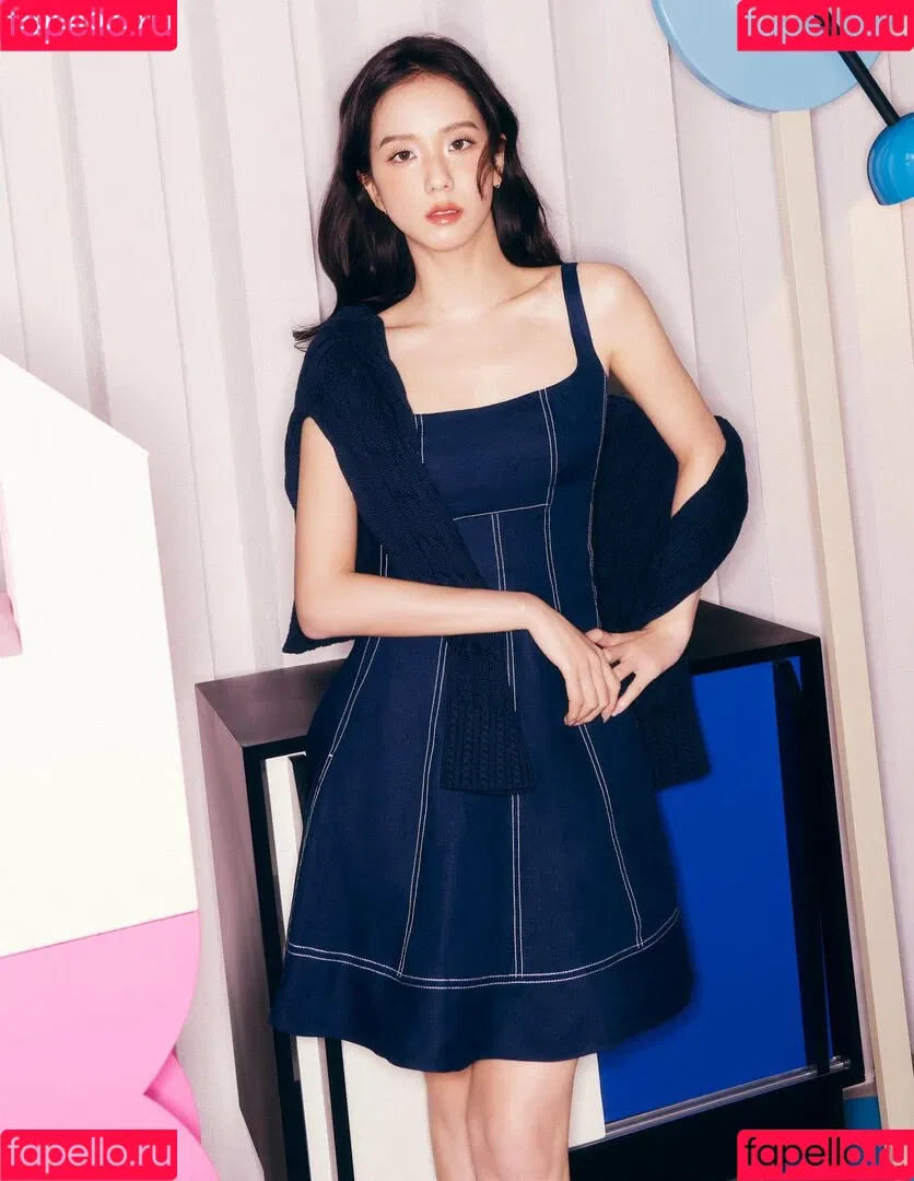 BLACKPINK / Jisoo / qenshizu / sooyaaa__ Onlyfans Photo Gallery 