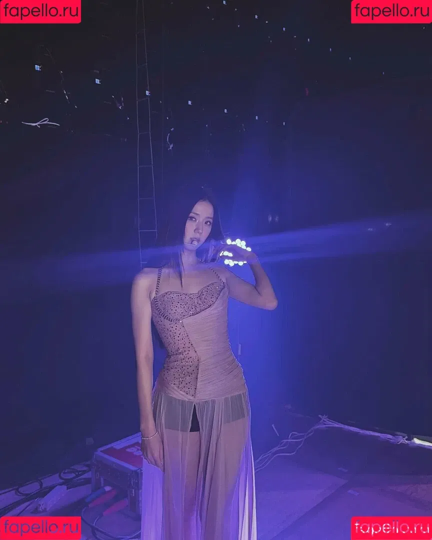 BLACKPINK / Jisoo / qenshizu / sooyaaa__ Onlyfans Photo Gallery 