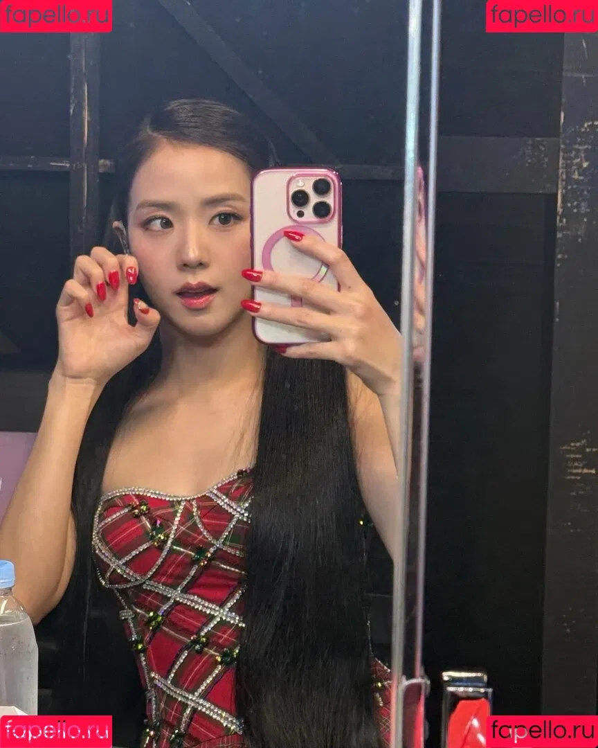 BLACKPINK / Jisoo / qenshizu / sooyaaa__ Onlyfans Photo Gallery 