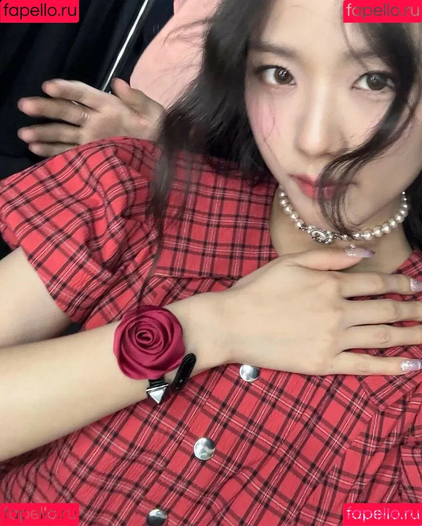 BLACKPINK / Jisoo / qenshizu / sooyaaa__ Onlyfans Photo Gallery 