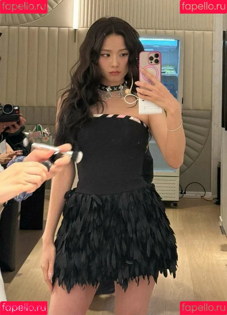 BLACKPINK / Jisoo / qenshizu / sooyaaa__ Onlyfans Photo Gallery 