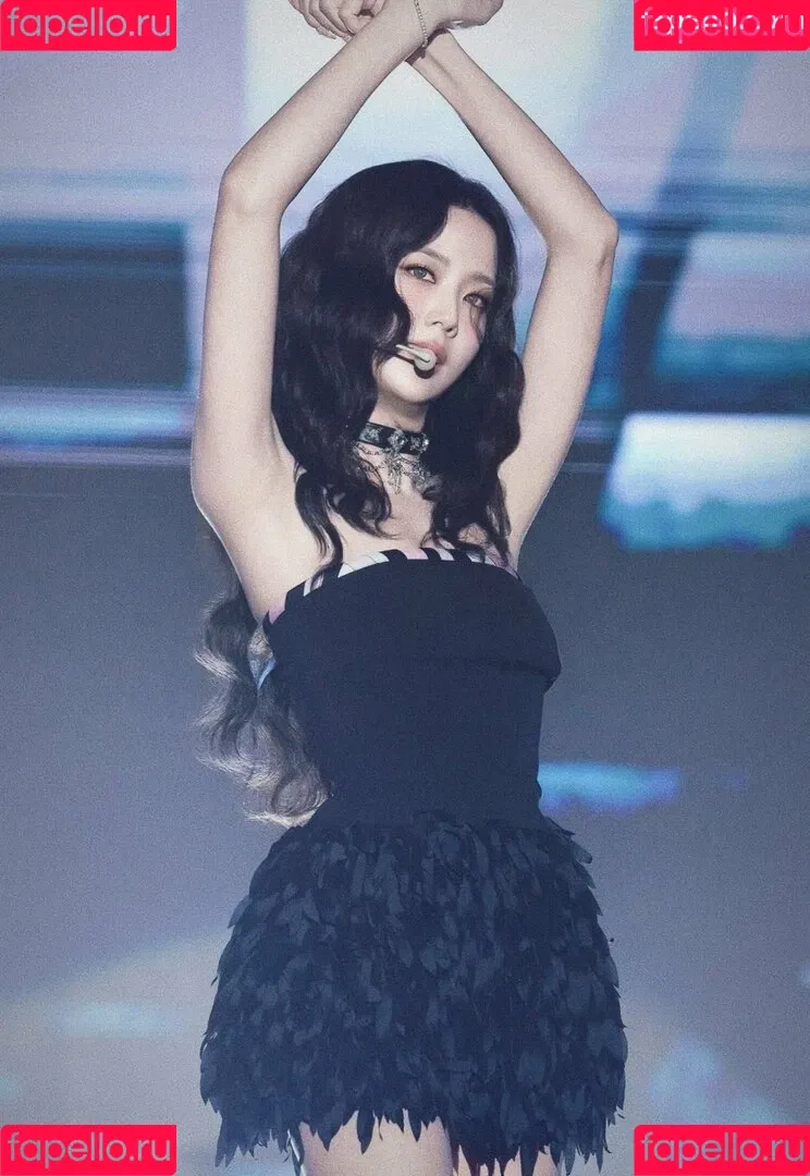 BLACKPINK / Jisoo / qenshizu / sooyaaa__ Onlyfans Photo Gallery 