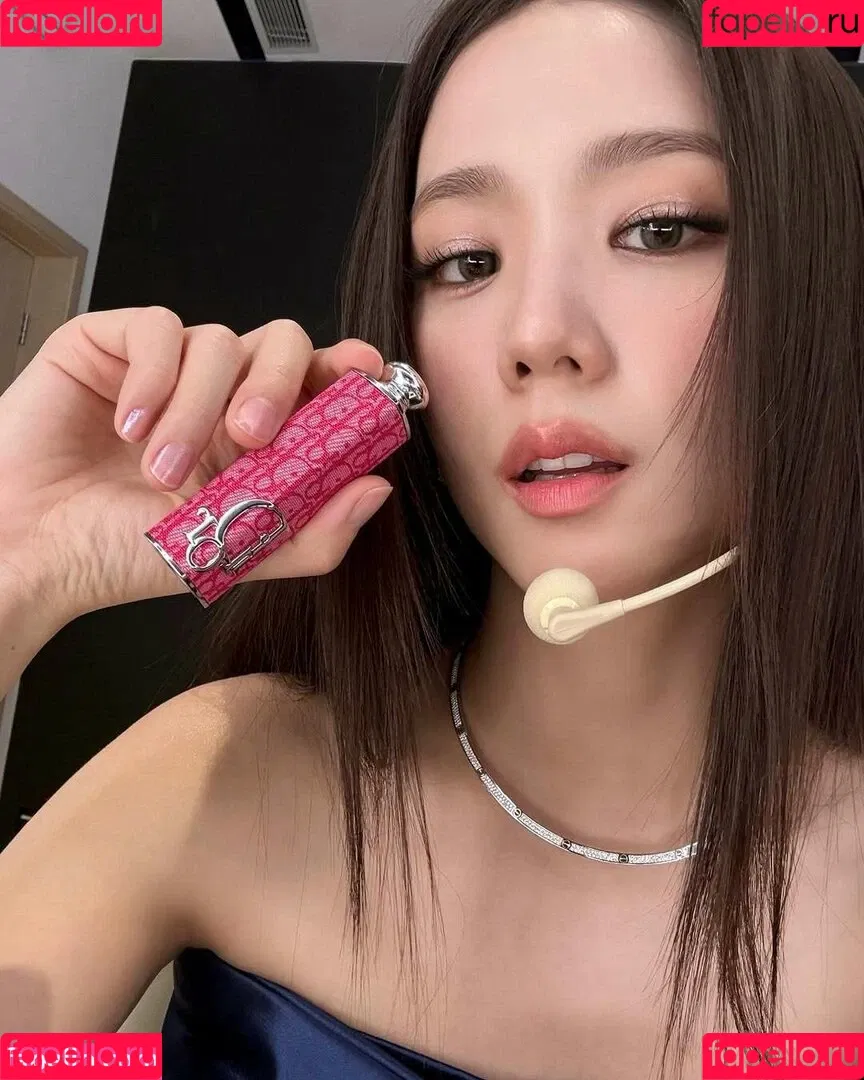 BLACKPINK / Jisoo / qenshizu / sooyaaa__ Onlyfans Photo Gallery 