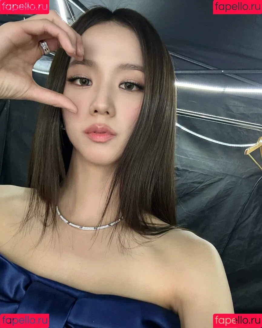 BLACKPINK / Jisoo / qenshizu / sooyaaa__ Onlyfans Photo Gallery 