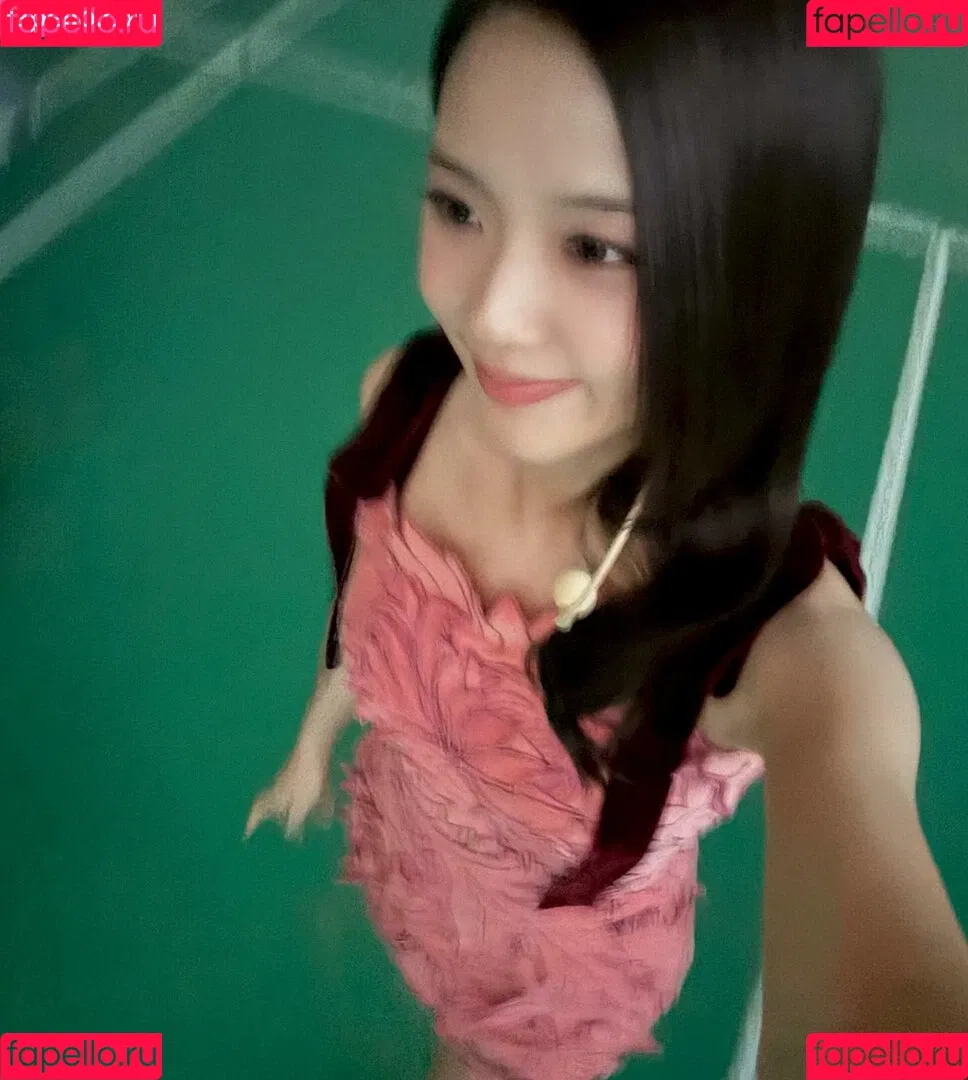 BLACKPINK / Jisoo / qenshizu / sooyaaa__ Onlyfans Photo Gallery 