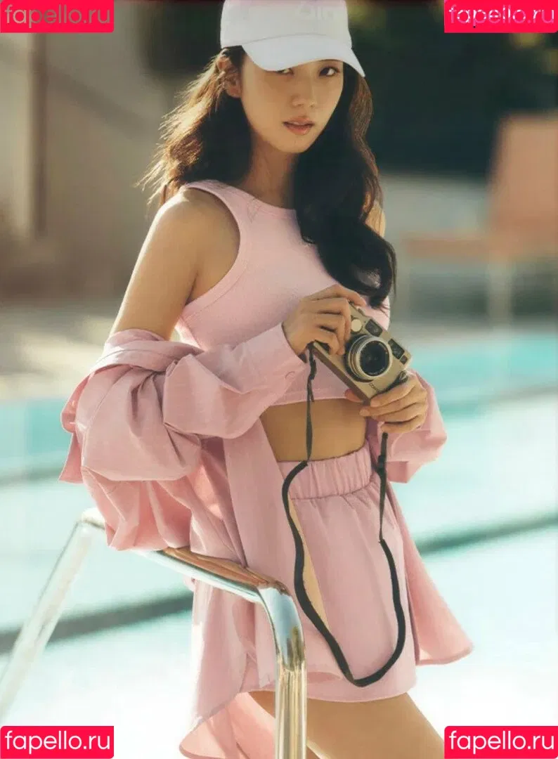 BLACKPINK / Jisoo / qenshizu / sooyaaa__ Onlyfans Photo Gallery 