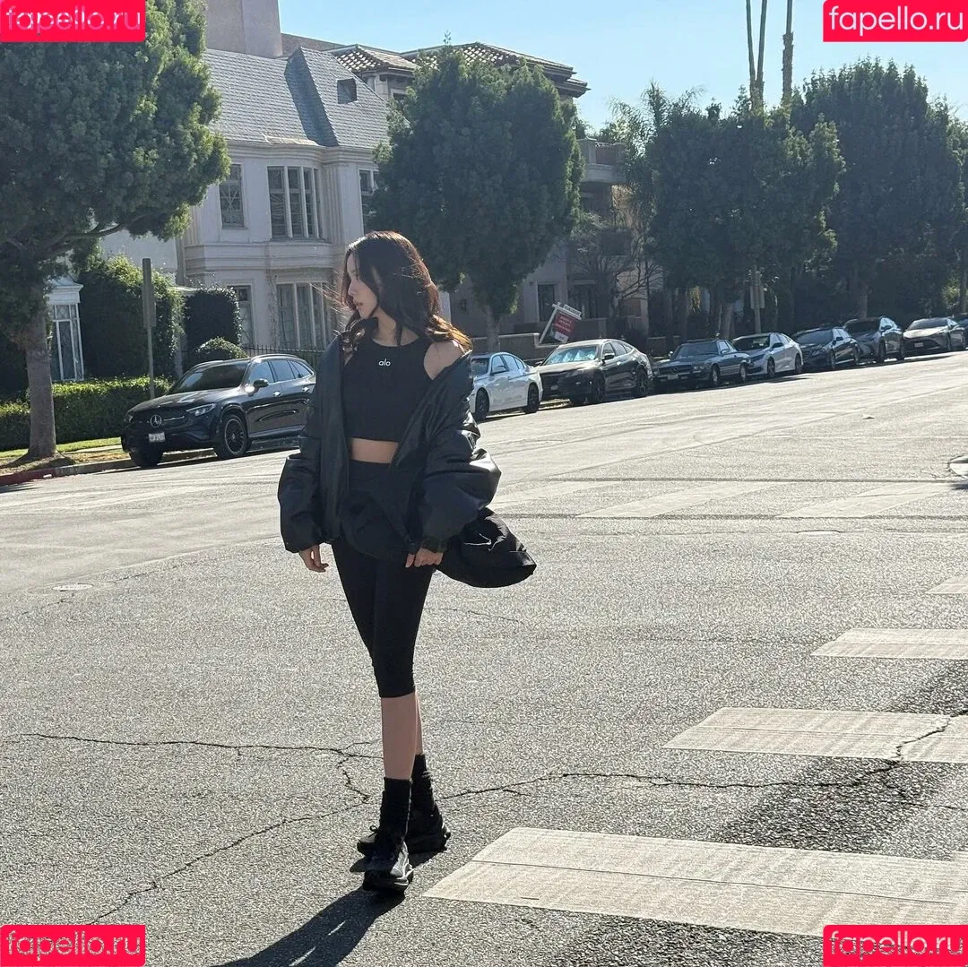 BLACKPINK / Jisoo / qenshizu / sooyaaa__ Onlyfans Photo Gallery 
