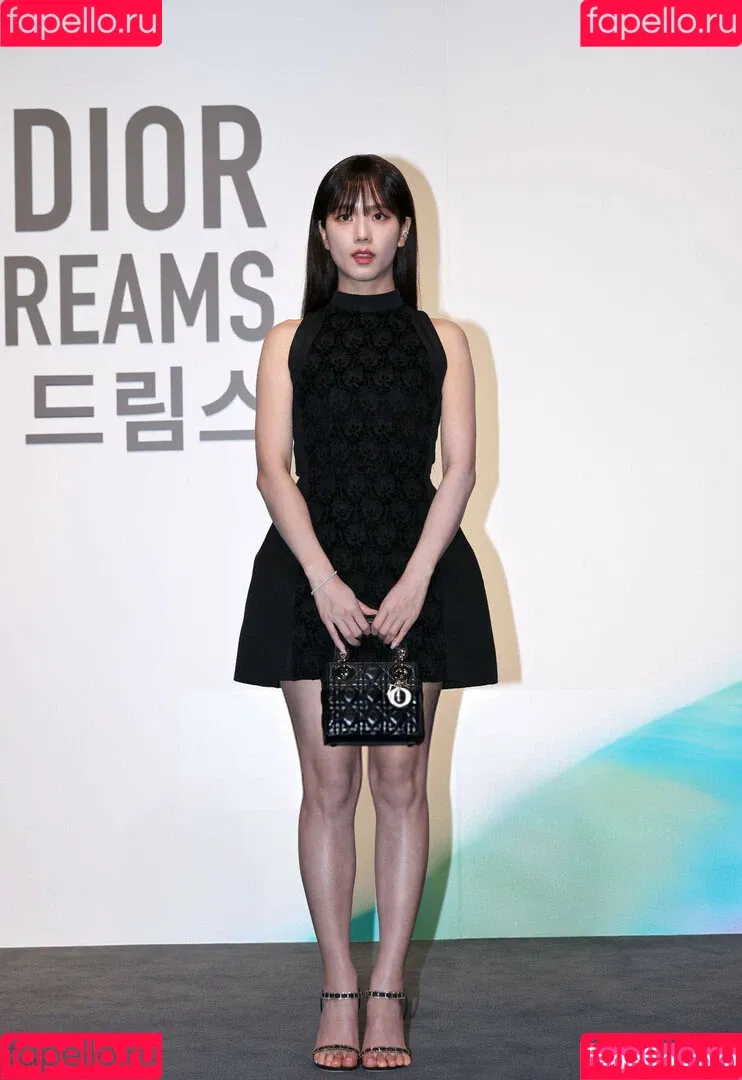 BLACKPINK / Jisoo / qenshizu / sooyaaa__ Onlyfans Photo Gallery 
