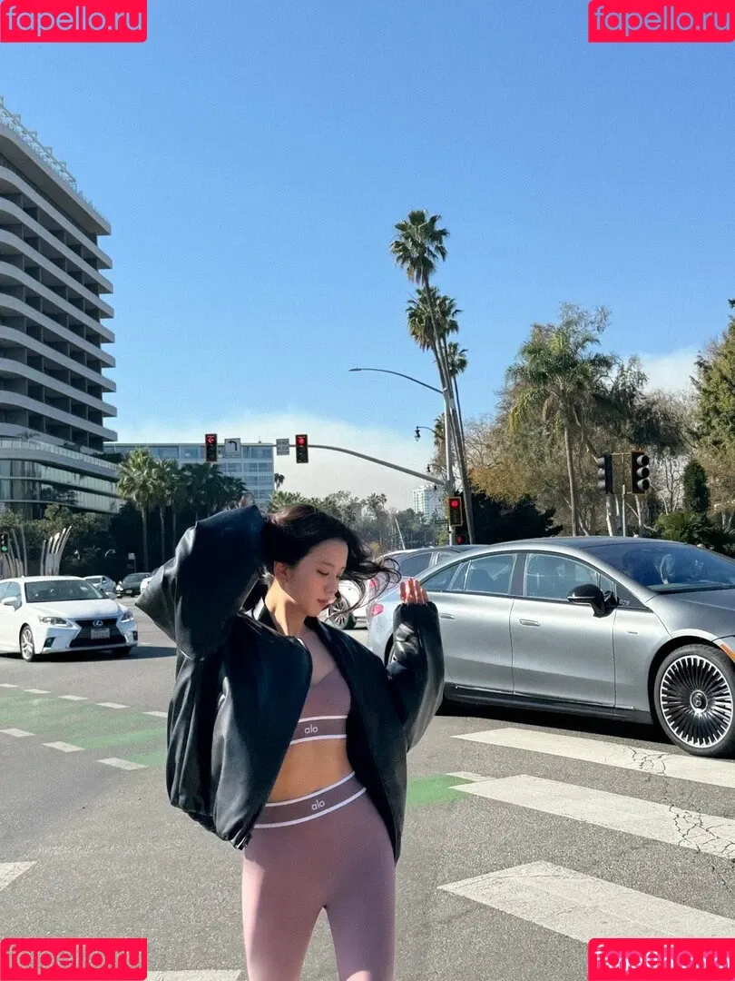 BLACKPINK / Jisoo / qenshizu / sooyaaa__ Onlyfans Photo Gallery 