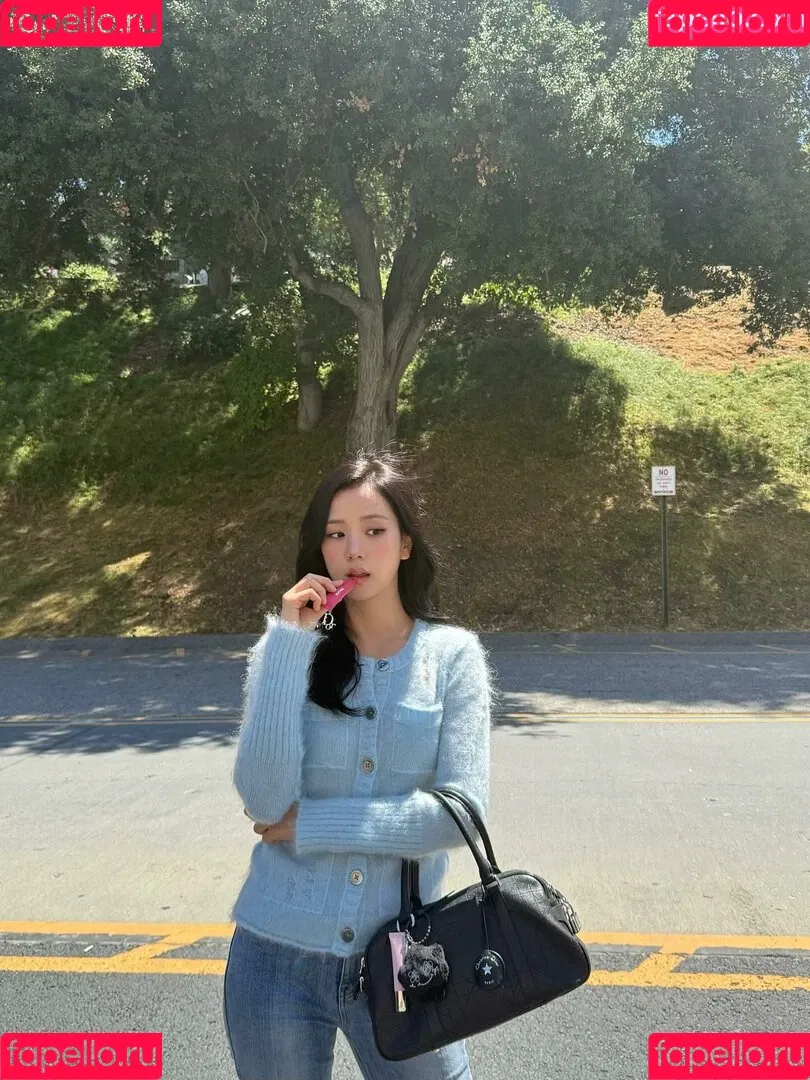 BLACKPINK / Jisoo / qenshizu / sooyaaa__ Onlyfans Photo Gallery 