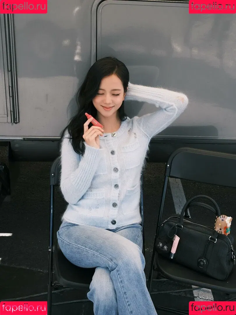 BLACKPINK / Jisoo / qenshizu / sooyaaa__ Onlyfans Photo Gallery 
