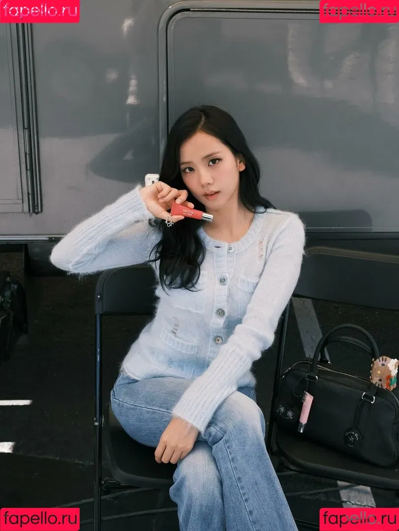 BLACKPINK / Jisoo / qenshizu / sooyaaa__ Onlyfans Photo Gallery 