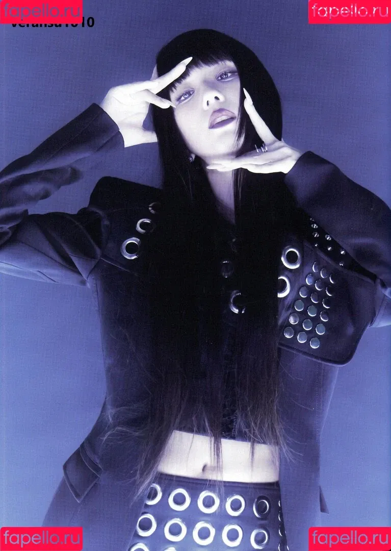BLACKPINK / Jisoo / qenshizu / sooyaaa__ Onlyfans Photo Gallery 