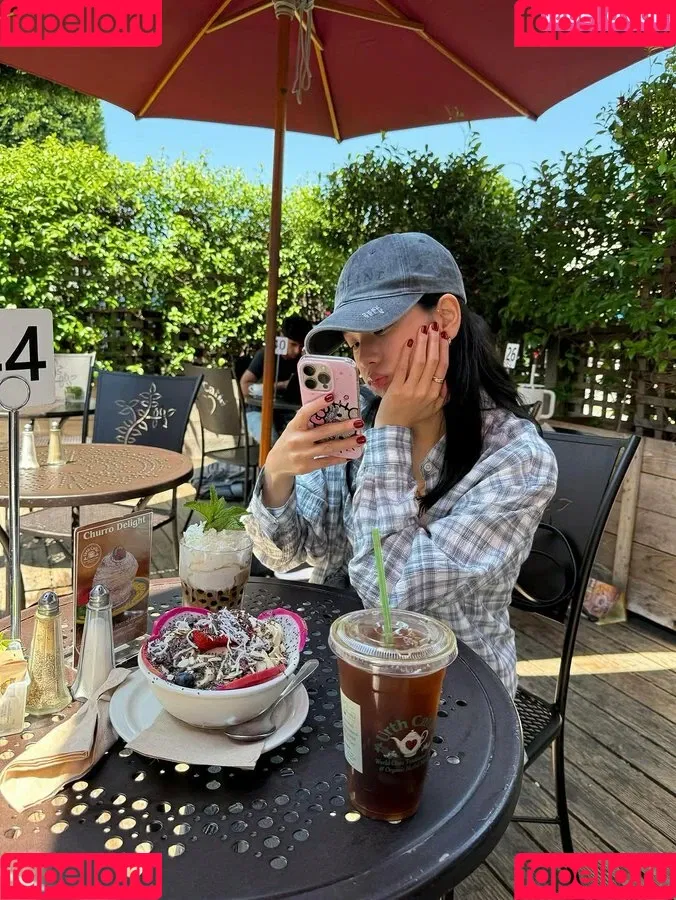 BLACKPINK / Jisoo / qenshizu / sooyaaa__ Onlyfans Photo Gallery 
