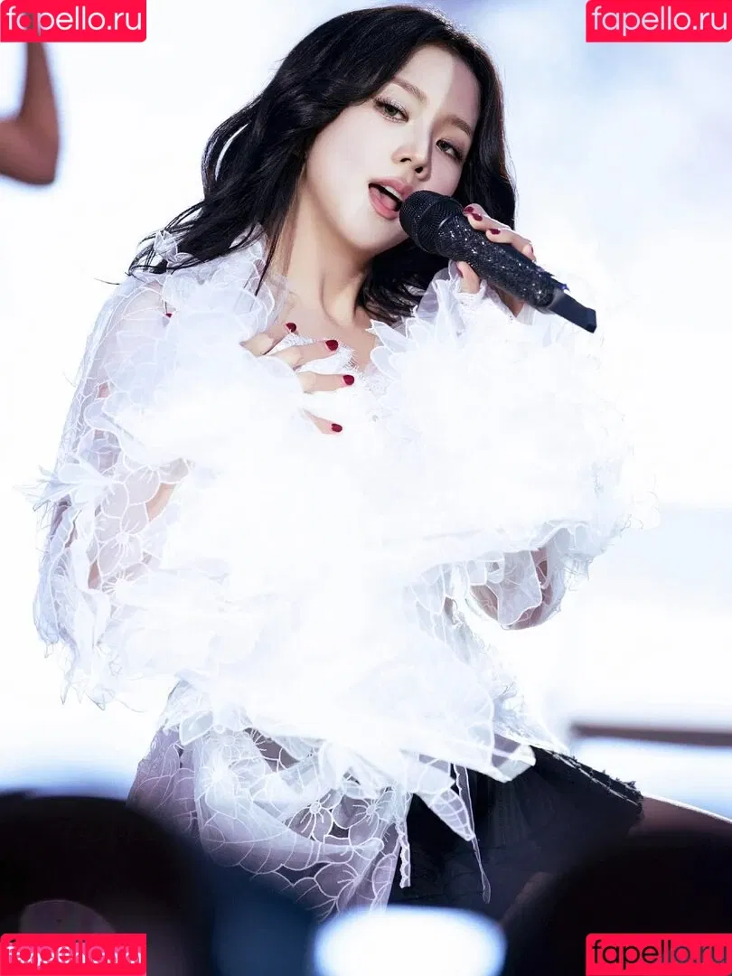 BLACKPINK / Jisoo / qenshizu / sooyaaa__ Onlyfans Photo Gallery 