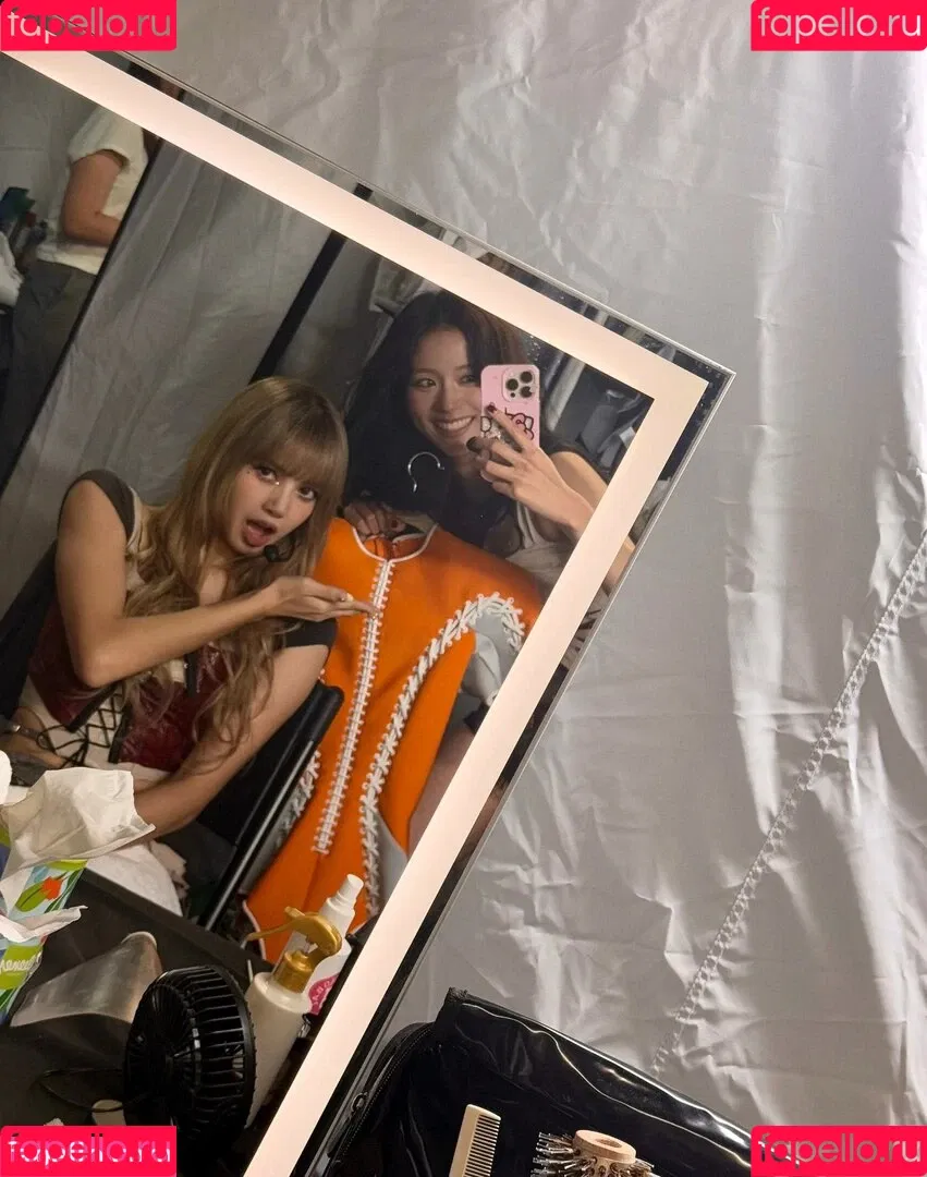 BLACKPINK / Jisoo / qenshizu / sooyaaa__ Onlyfans Photo Gallery 