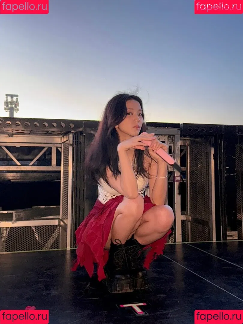 BLACKPINK / Jisoo / qenshizu / sooyaaa__ Onlyfans Photo Gallery 