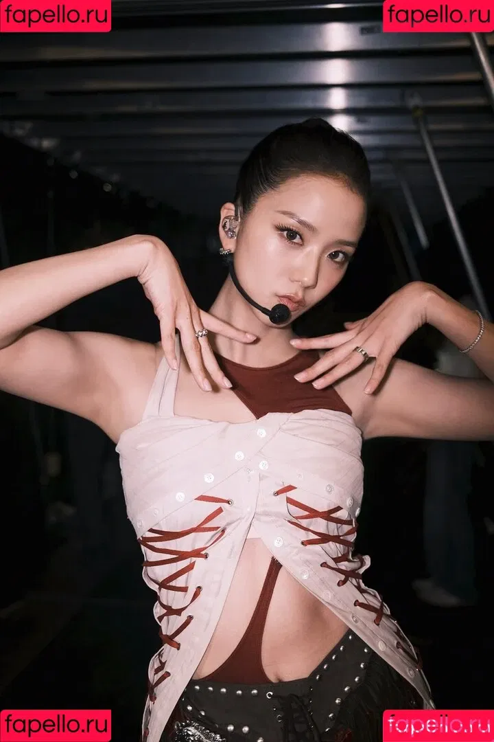 BLACKPINK / Jisoo / qenshizu / sooyaaa__ Onlyfans Photo Gallery 
