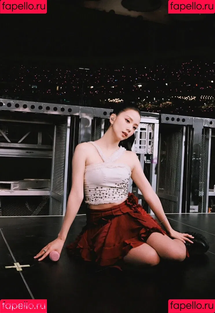BLACKPINK / Jisoo / qenshizu / sooyaaa__ Onlyfans Photo Gallery 
